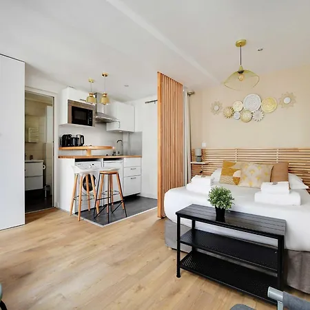 Lovely For Two Persons - Sentier Apartment